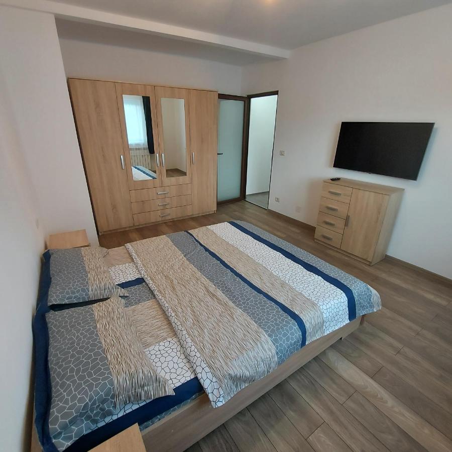 Apartament Antonias Fagaras Luaran gambar